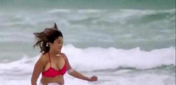  Kiran rathod bouncing boob slip from bikini